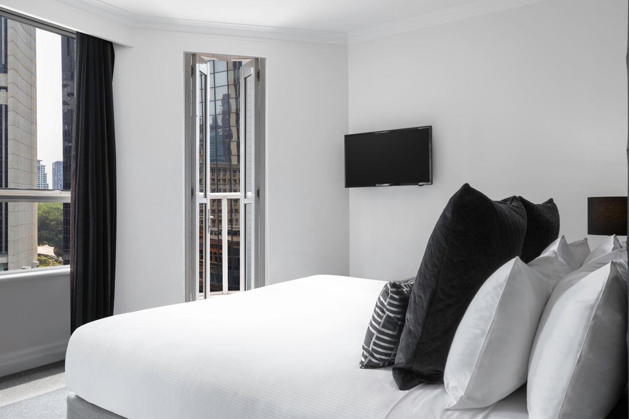 Mantra 2 Bond Street Aparthotel Sydney Exteriör bild