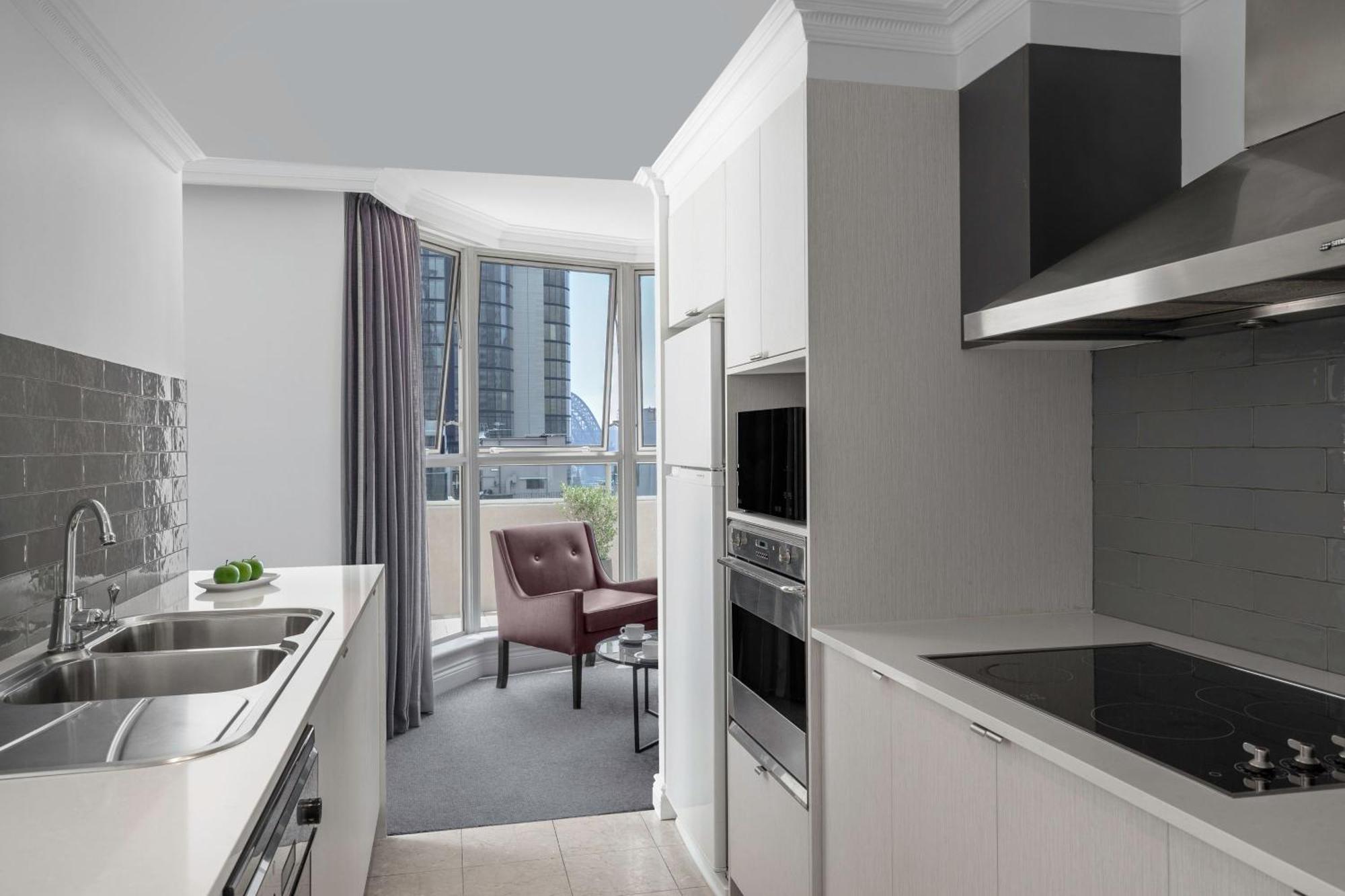 Mantra 2 Bond Street Aparthotel Sydney Exteriör bild